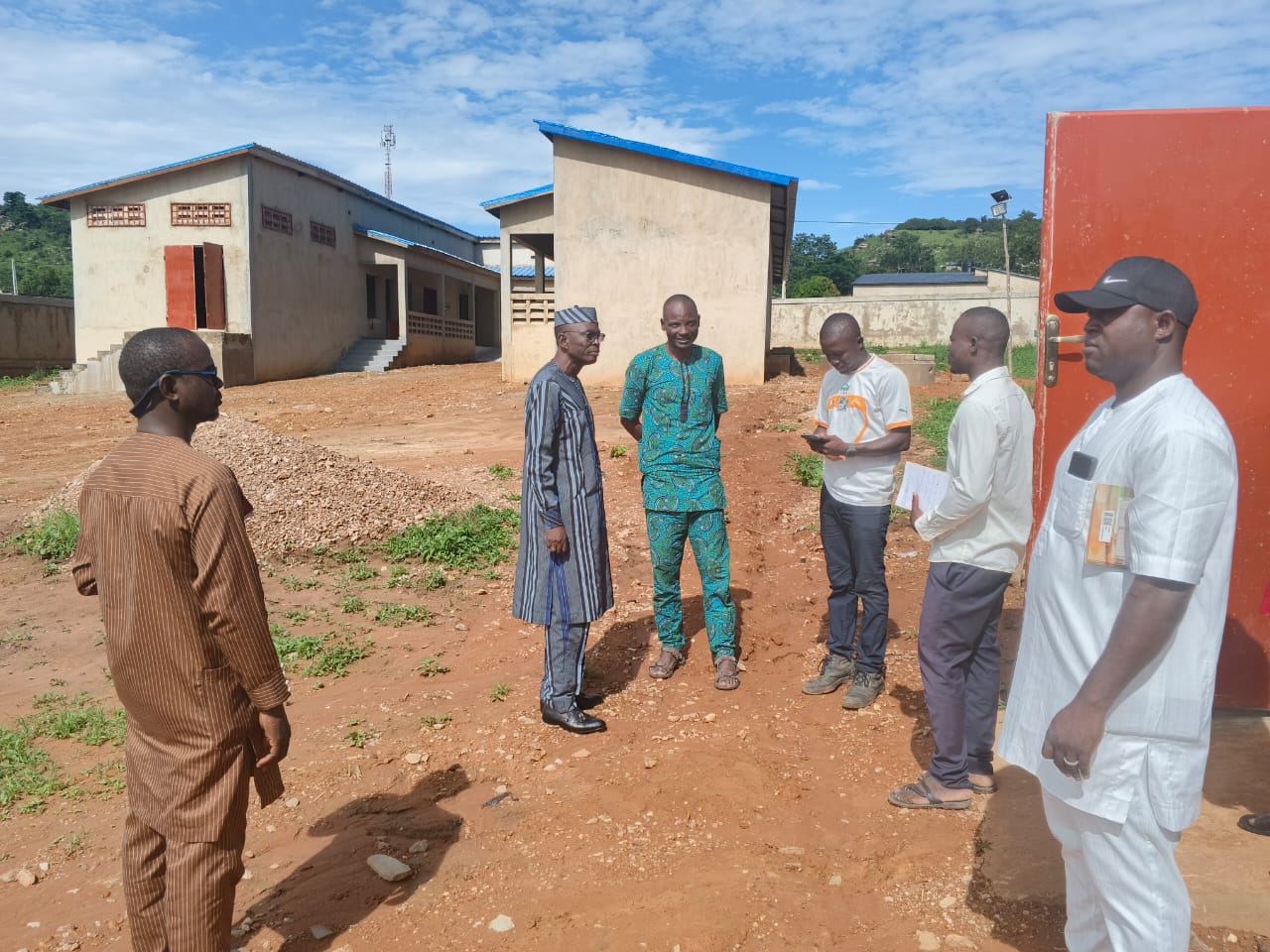NATITINGOU-ECONOMIE LOCALE : Le Maire constate l’évolution du chantier de l’unité de transformation de karité de Kantaborifa